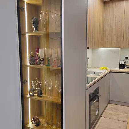 Kris Apartment