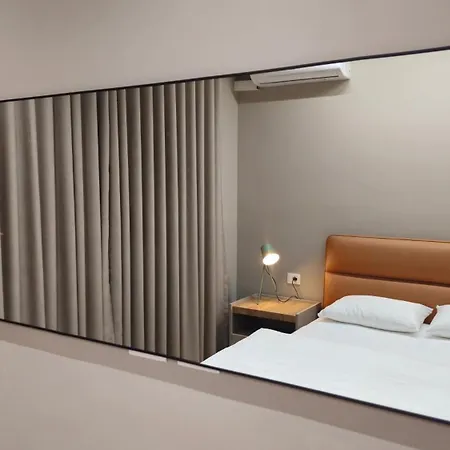 Kris Apartment *
