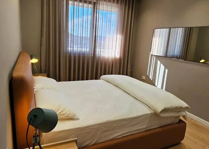 公寓 Kris 地拉那